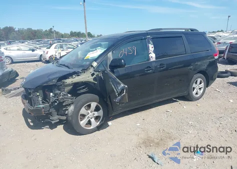 2011 Toyota Sienna Le V6 from USA, damaged, VIN 5TDKK3DC8BS117947